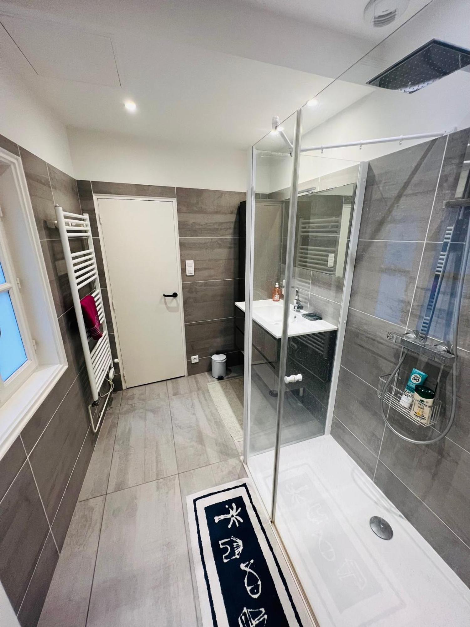 Le Coeur De Bourges Apartment Bagian luar foto